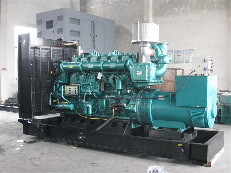 会泽200KW 柴油发电机的油耗是多少?